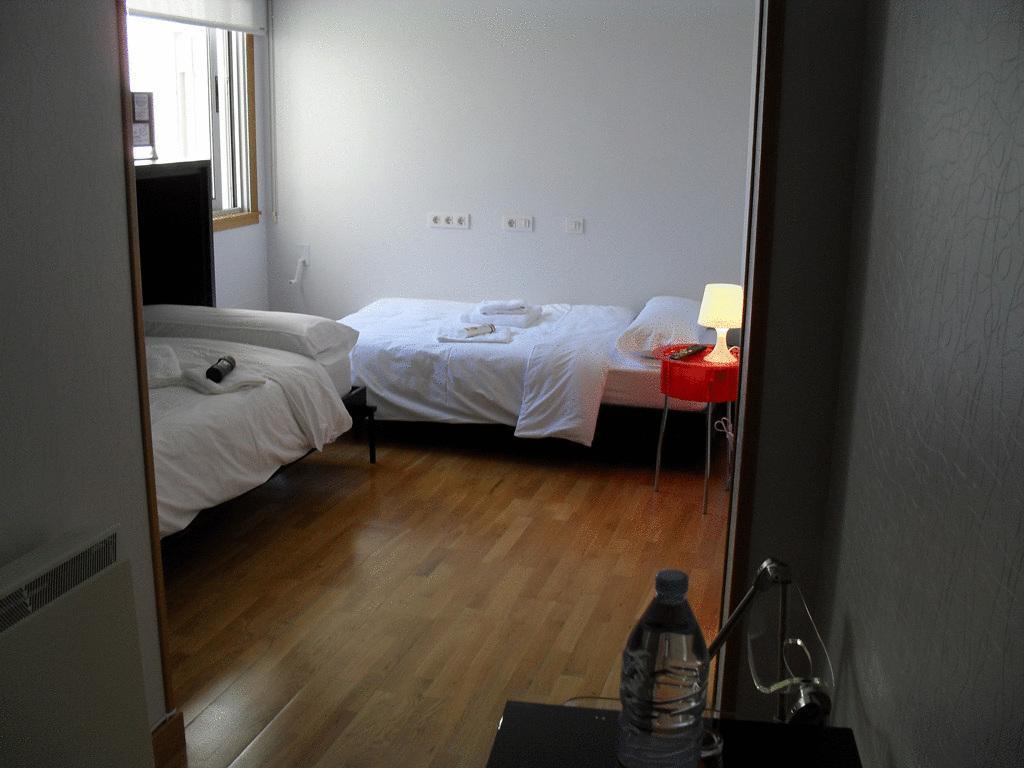 Hotel Ofi Corunha Quarto foto